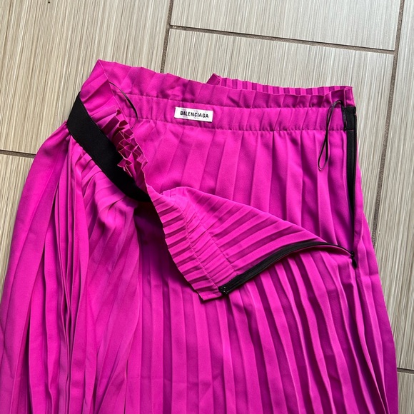 Balenciaga Ladies Pink Asymmetrical Draped Pleated Skirt size 38(M) - Picture 5 of 8